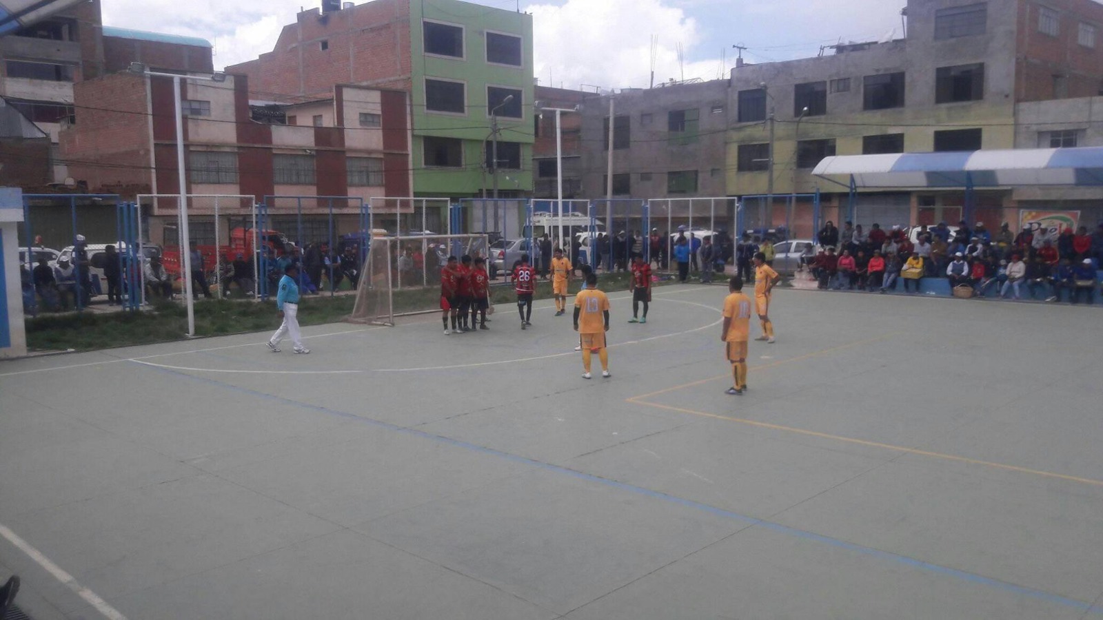 Cancha con Excelente Ubicación